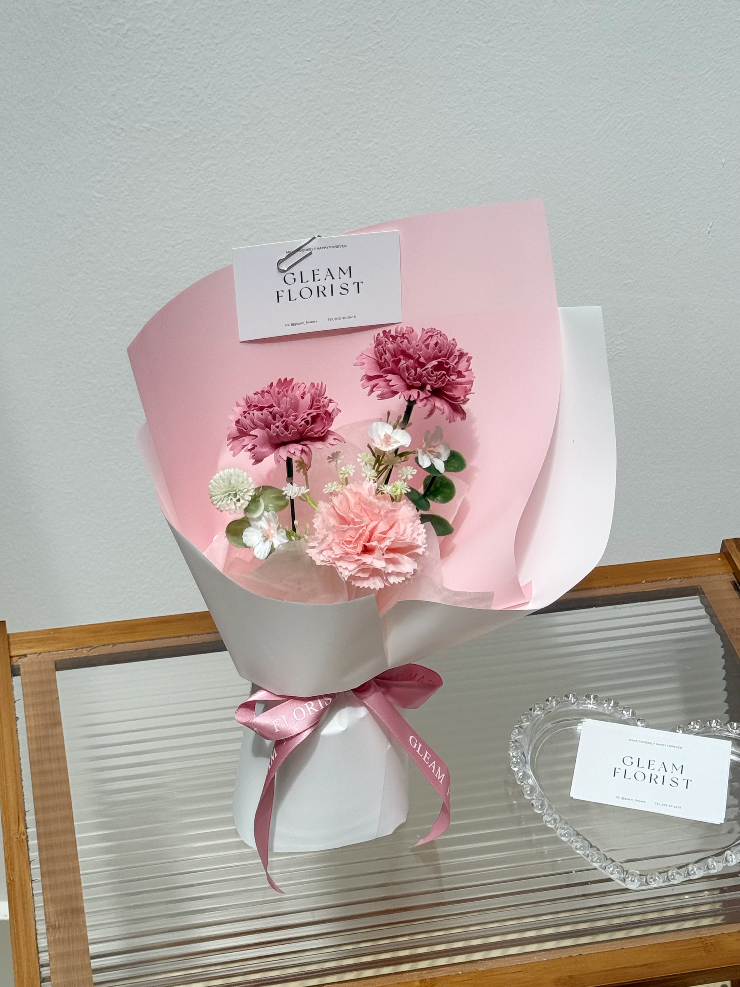 M01 Mini Carnation Soap Flower