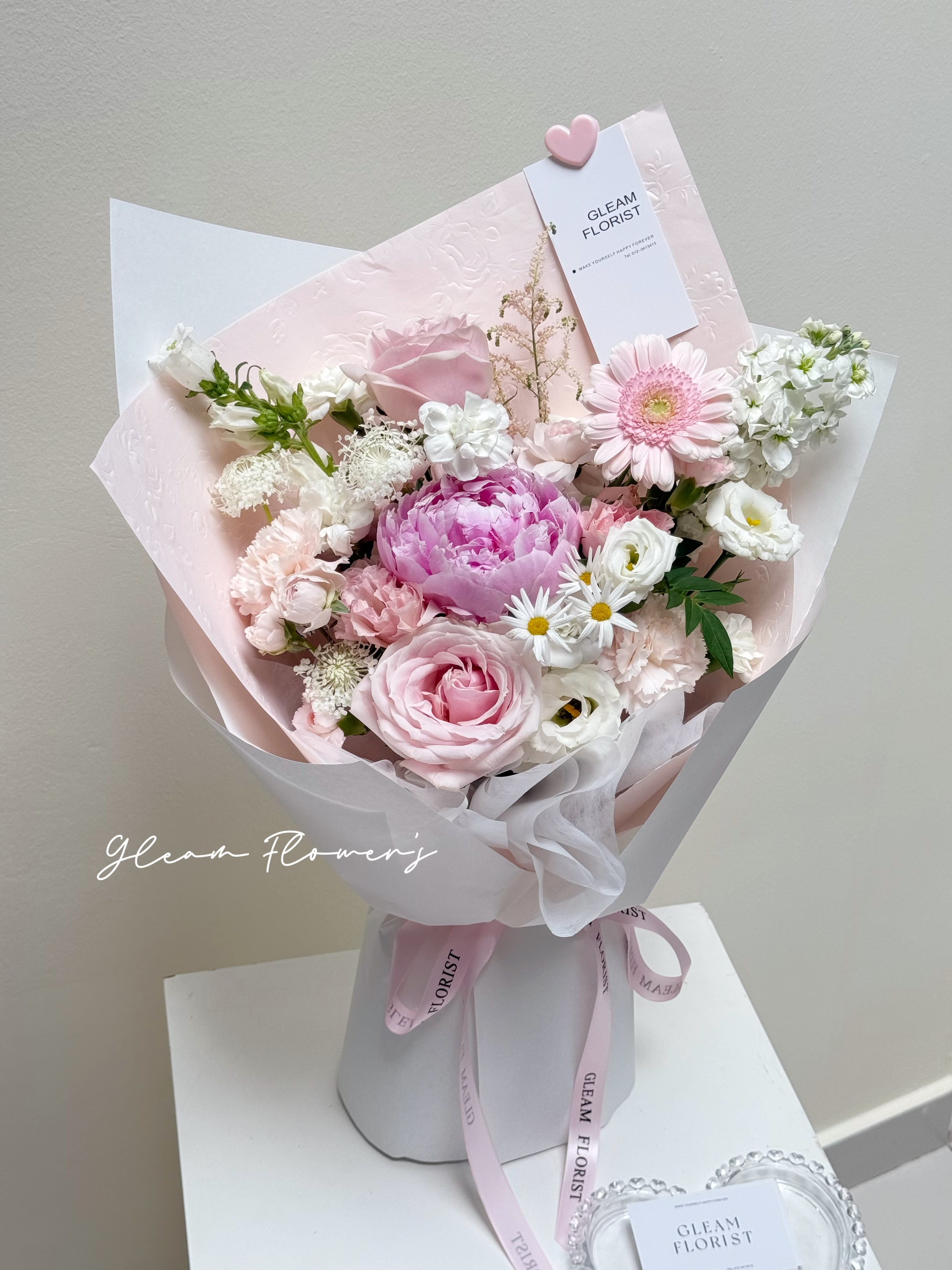 Denise Fresh Flower